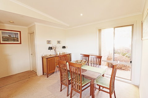 Ella Bleu - Foster Accommodation 5