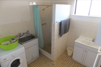 Ocean Beach Chalet 16 - Foster Accommodation 0