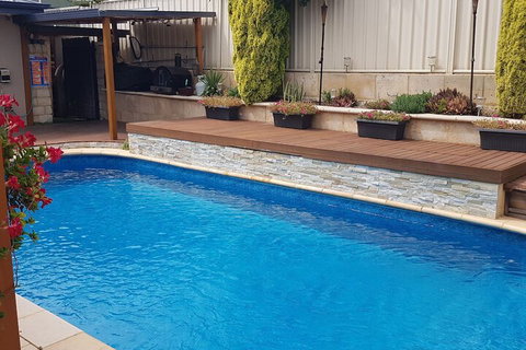 Ocean Reef Homestay - Foster Accommodation 2
