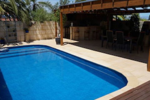 Ocean Reef Homestay - Foster Accommodation 0