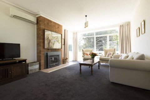 Farm Club Australia - Foster Accommodation 0