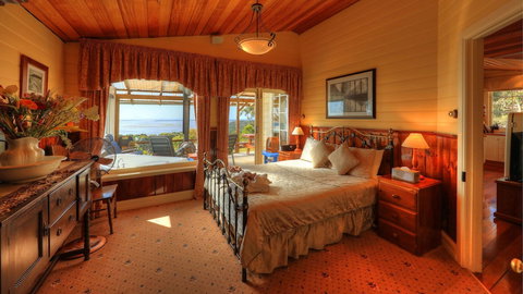 Island View Spa Cottage - Foster Accommodation 5