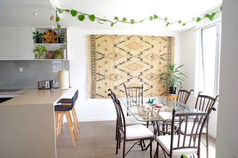 Rejuvenate At San Remo - Rejuvenate Stays - Foster Accommodation 3