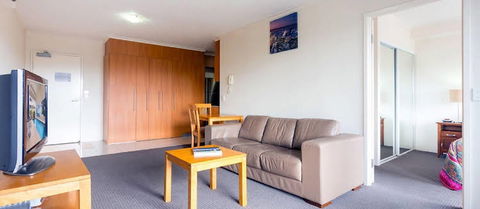 Apartments Downtown - Foster Accommodation 1