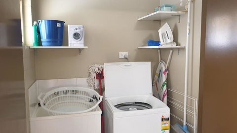 A City Retreat 2BR Apartment Reid Park Townsville - Foster Accommodation 2