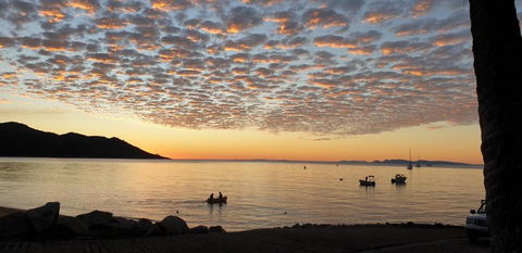 A City Retreat 2BR Apartment Reid Park Townsville - Foster Accommodation 1