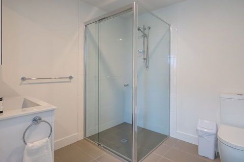 Annexe Apartments - Foster Accommodation 5