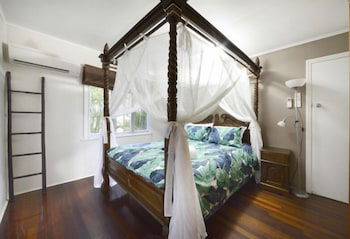 Airlie Getaway - Views - Foster Accommodation 3