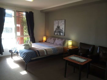 Box Hill Studios 3 At Canterbury Gardens - Foster Accommodation 5