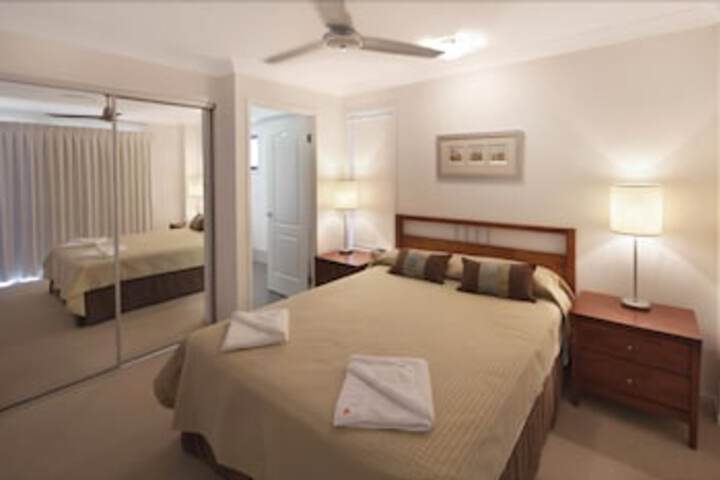 Mount Coolum QLD Foster Accommodation