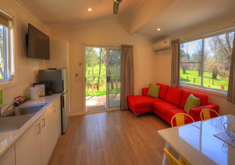 Yea Riverside Caravan Park - Foster Accommodation 6