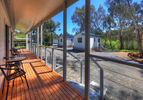 Yea Riverside Caravan Park - Foster Accommodation 3