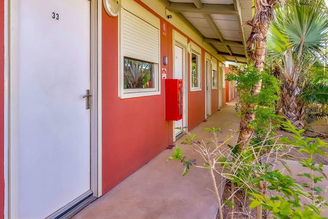 Econo Lodge Karratha - Foster Accommodation 4