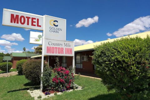 Country Mile Motor Inn - Foster Accommodation 0