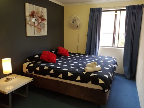Perth City Apartment Hotel - Foster Accommodation 3