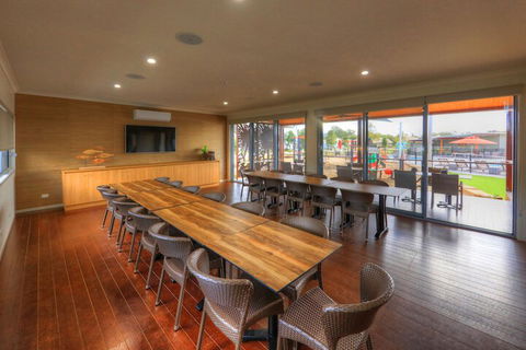 Ingenia Holidays Rivershore - Foster Accommodation 7