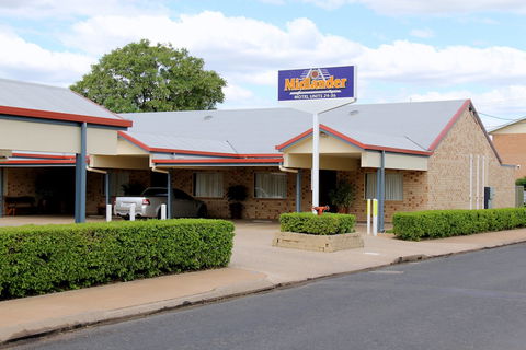 Midlander Motor Inn - Foster Accommodation 2