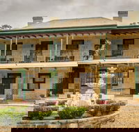 Segenhoe Inn Historic Bed  Breakfast - Foster Accommodation