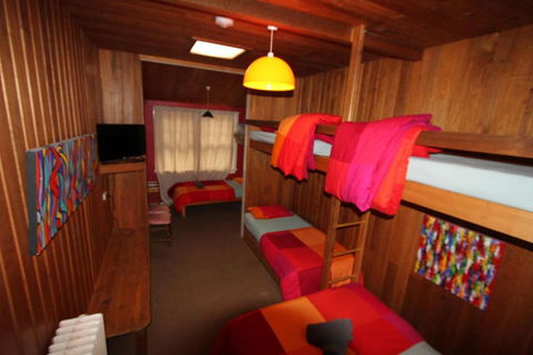 Bunkhouse Motel - Foster Accommodation 5