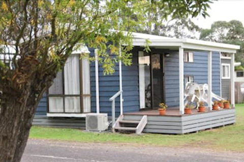 Merimbula Lake Holiday Park - Foster Accommodation 1