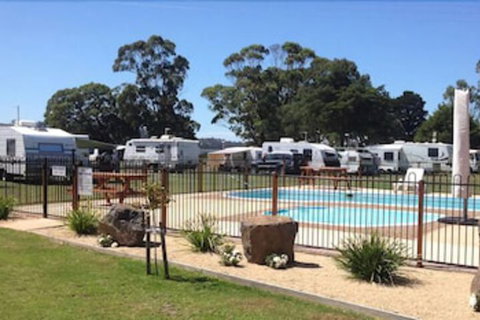Merimbula Lake Holiday Park - Foster Accommodation 0