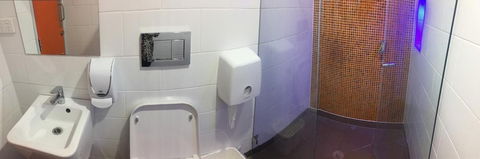Europa Melbourne - Hostel - Foster Accommodation 6