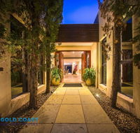 Grandeur on Bay Three - Foster Accommodation