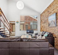 The Pines 5 - Foster Accommodation