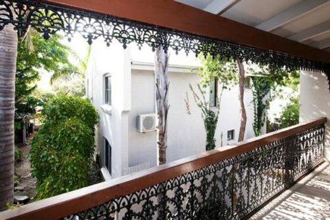 Park Terrace 1 - Foster Accommodation 6