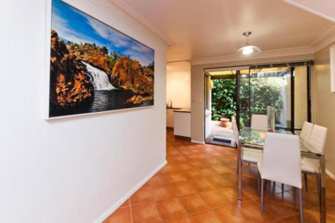 Park Terrace 1 - Foster Accommodation 4