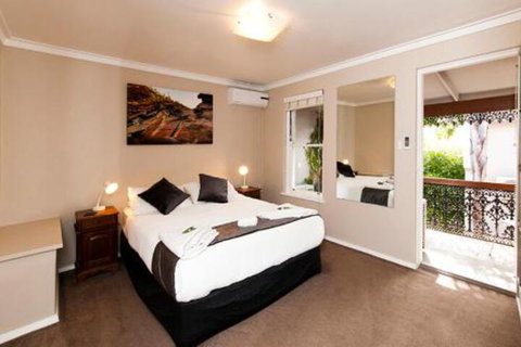 Park Terrace 1 - Foster Accommodation 0
