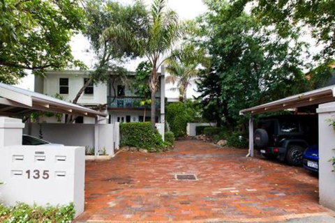 Park Terrace 2 - Foster Accommodation 1