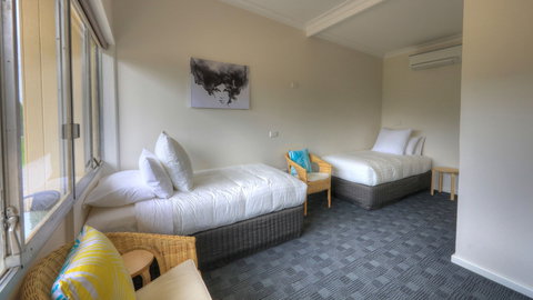 Corryong Hotel Motel - Foster Accommodation 6