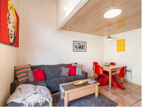 Cora Lynn Apartment 18 - Foster Accommodation 3