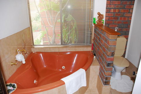 Gaerwood B & B - Foster Accommodation 5
