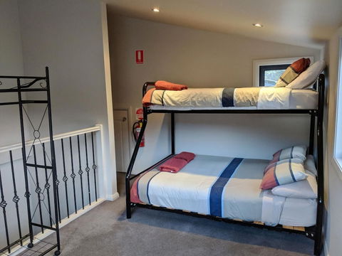 Blues Air 3 - Foster Accommodation 6