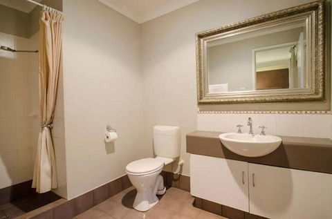 Yallingup Pet Friendly Bush Retreat - Foster Accommodation 1