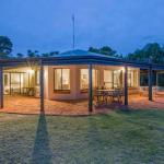 Yallingup Pet Friendly Bush Retreat - Foster Accommodation 0