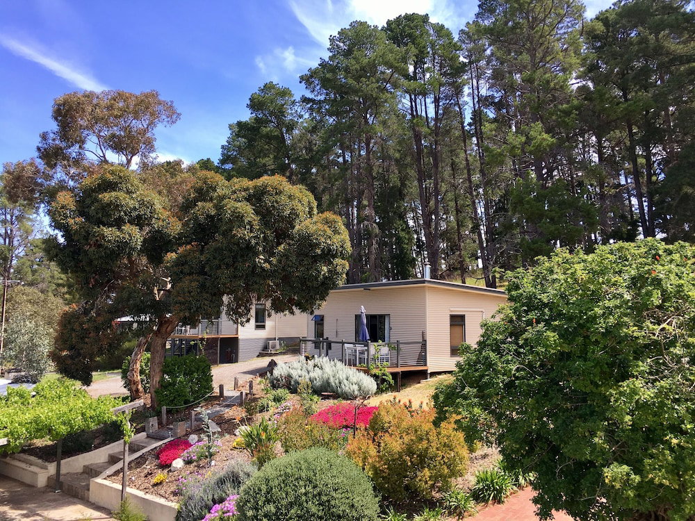 Blewitt Springs SA Foster Accommodation