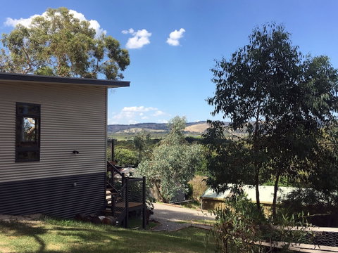 Karawatha Cottages B&B - Foster Accommodation 3