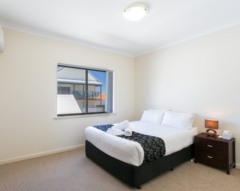Beach Rd Villas By Rockingham Apartments - Foster Accommodation 5