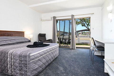 Aaron Motel - Foster Accommodation 2
