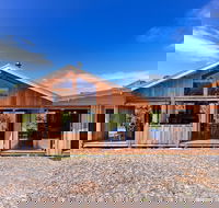 Bruny Island Lodge - Foster Accommodation