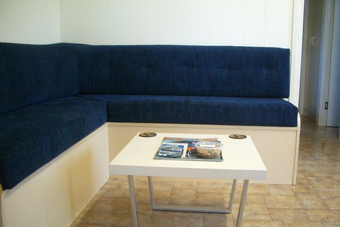 Rainbow Pines Tourist Caravan Park - Foster Accommodation 4