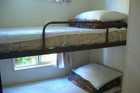 Rainbow Pines Tourist Caravan Park - Foster Accommodation 3