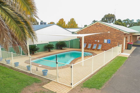 The Leeton Heritage Motor Inn - Foster Accommodation 1