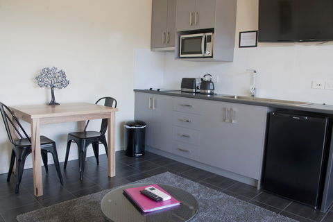 New Norfolk Apartments - Foster Accommodation 1