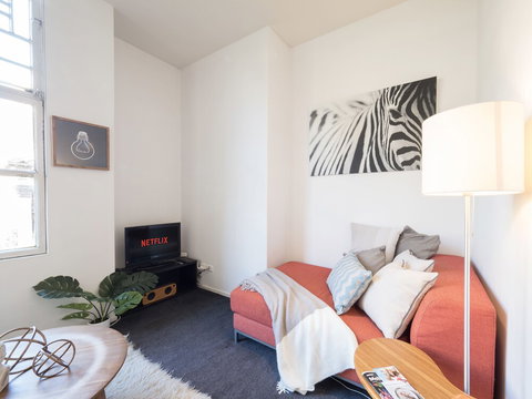 LittleStay Collection Capitol - Foster Accommodation 4