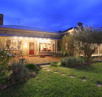 Lochinver Farm Homestead  Cottages - Foster Accommodation