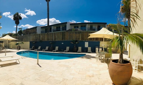 The White Pearl Penthouse - Foster Accommodation 2